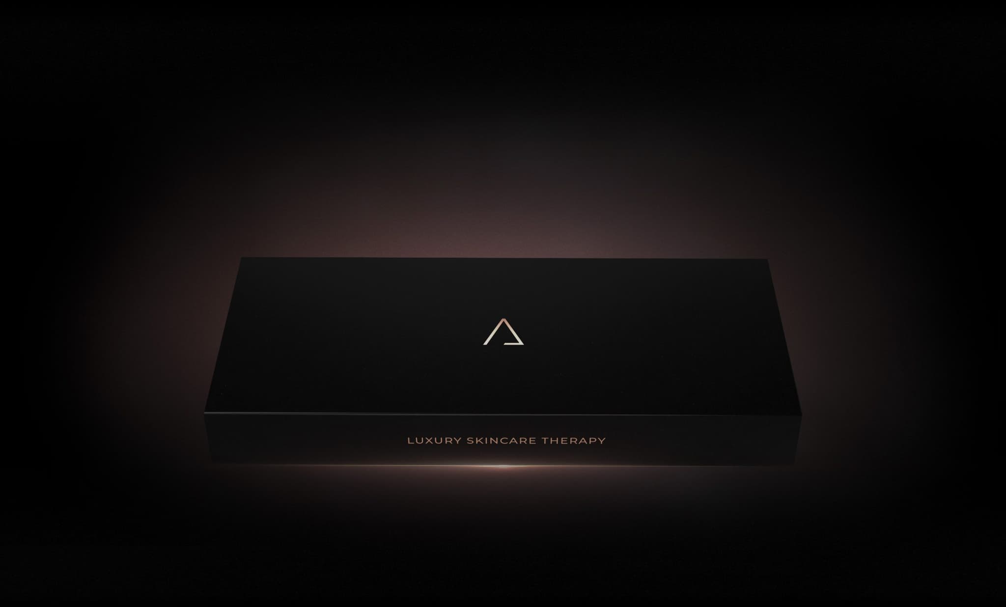 VYZKOUŠEJTE LUXUSNÍ NUTRIKOSMETICKOU ANTI-AGING PÉČI O VAŠI PLEŤ, VLASY A NEHTY